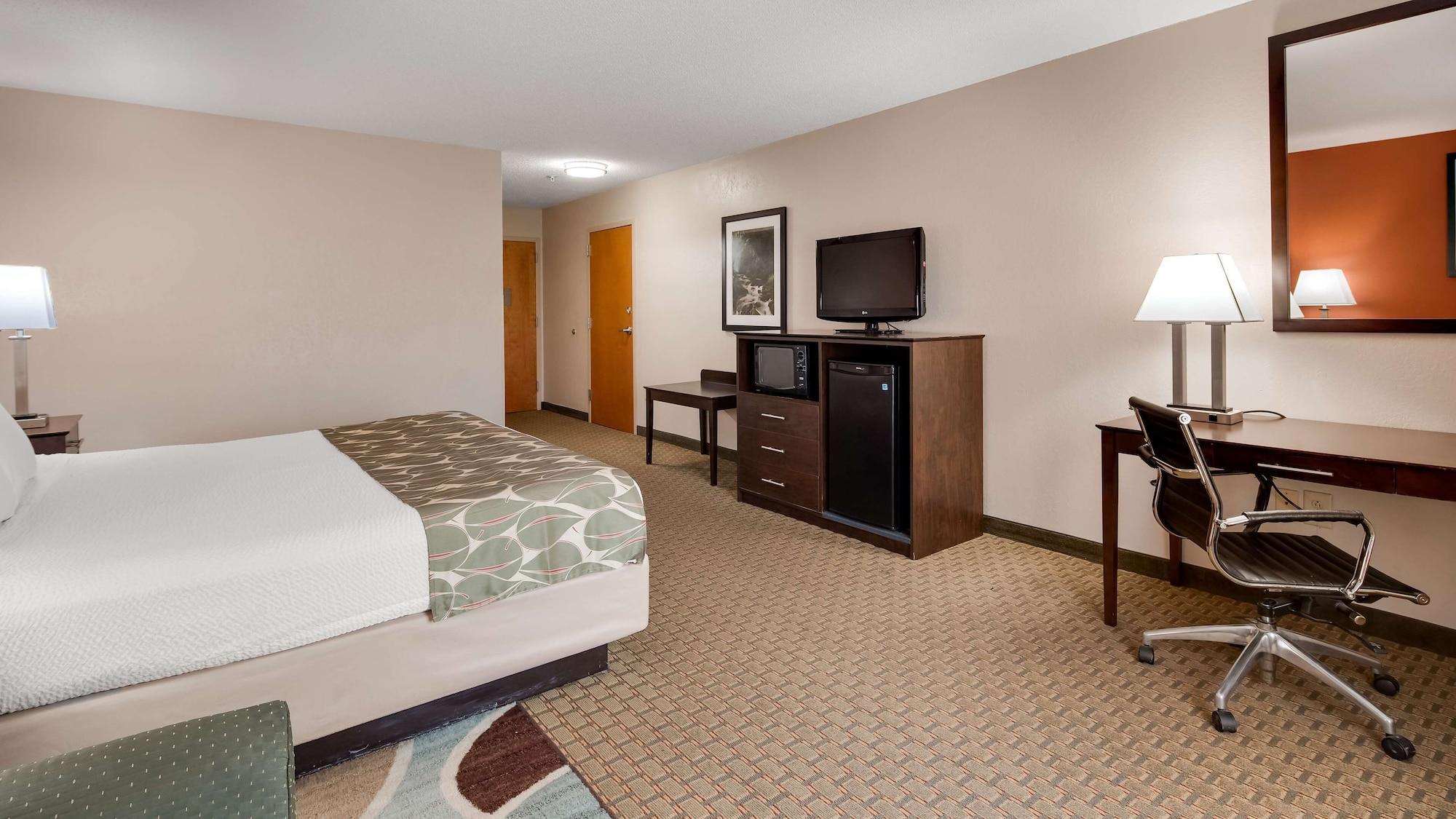 Best Western Executive Inn - Latta Berrys Crossroads Exterior photo
